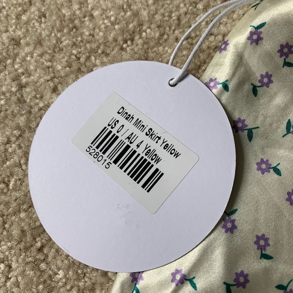 Princess Polly Dinah mini skirt - Picture 2 of 5